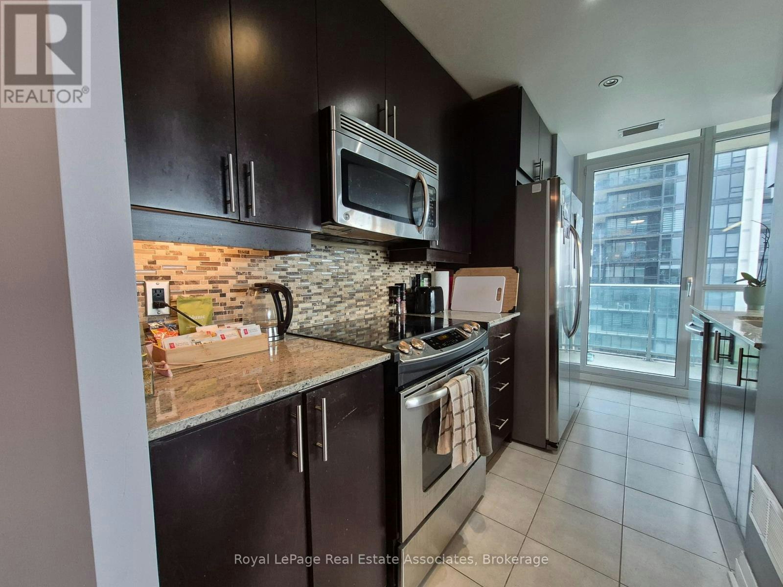811-1055 Southdown Road, Mississauga, ON, L5J 0A3 - 11