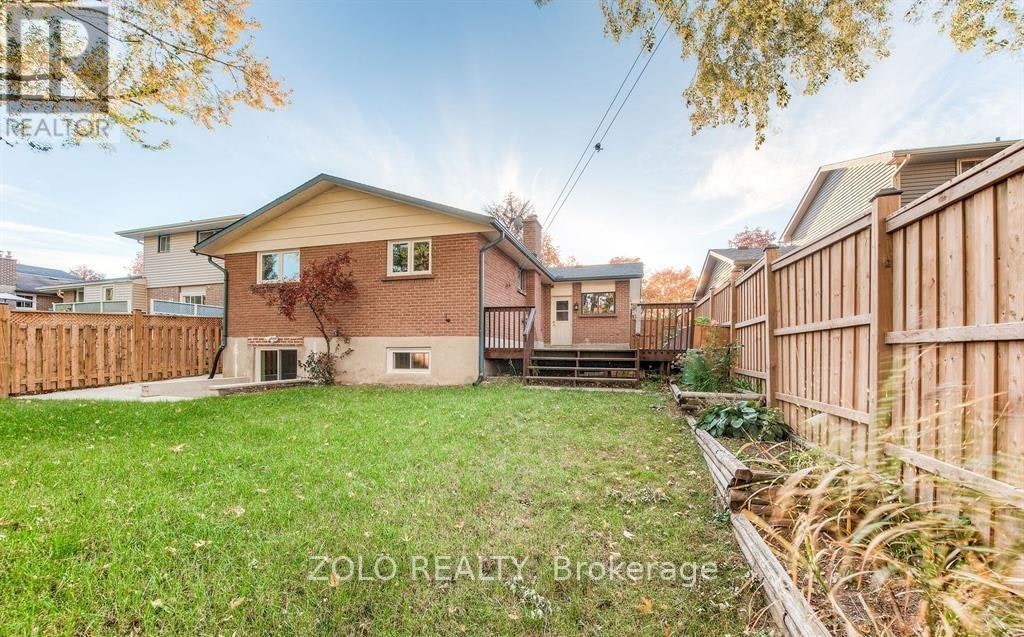 UPPER-15 Nathaniel Crescent, Kitchener, ON, N2P 1L3 - 15