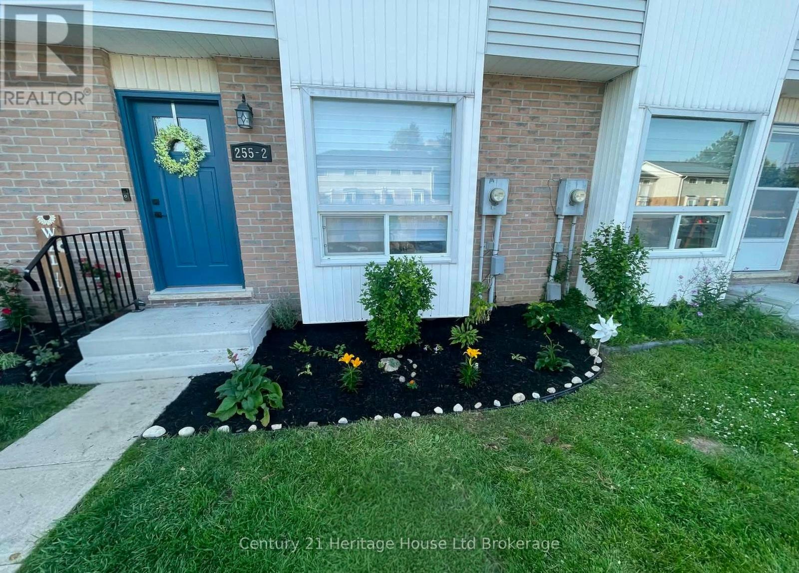 2-255 Lansdowne Avenue W, Woodstock, ON, N4T 1N6
