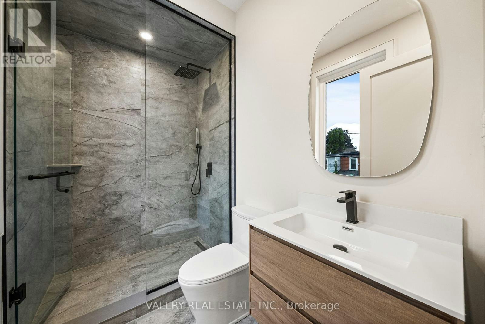 LANEWAY UPPER-131 Dovercourt Road, Toronto, ON, M6J 3C5 - 7