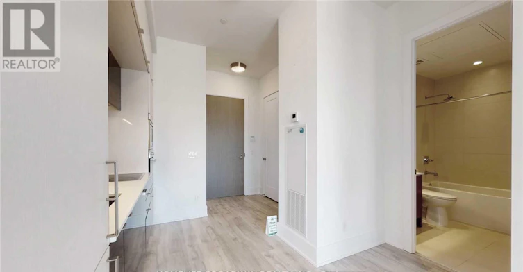 SPH31-1 Edgewater Drive, Toronto, ON, M5A 0L1 - 9