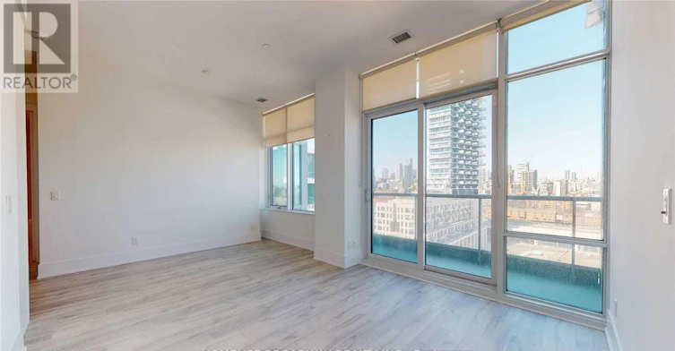 SPH31-1 Edgewater Drive, Toronto, ON, M5A 0L1 - 5