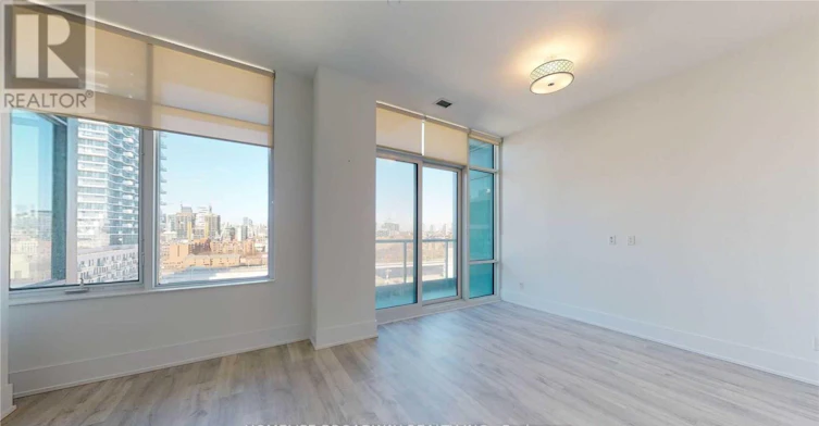 SPH31-1 Edgewater Drive, Toronto, ON, M5A 0L1 - 7