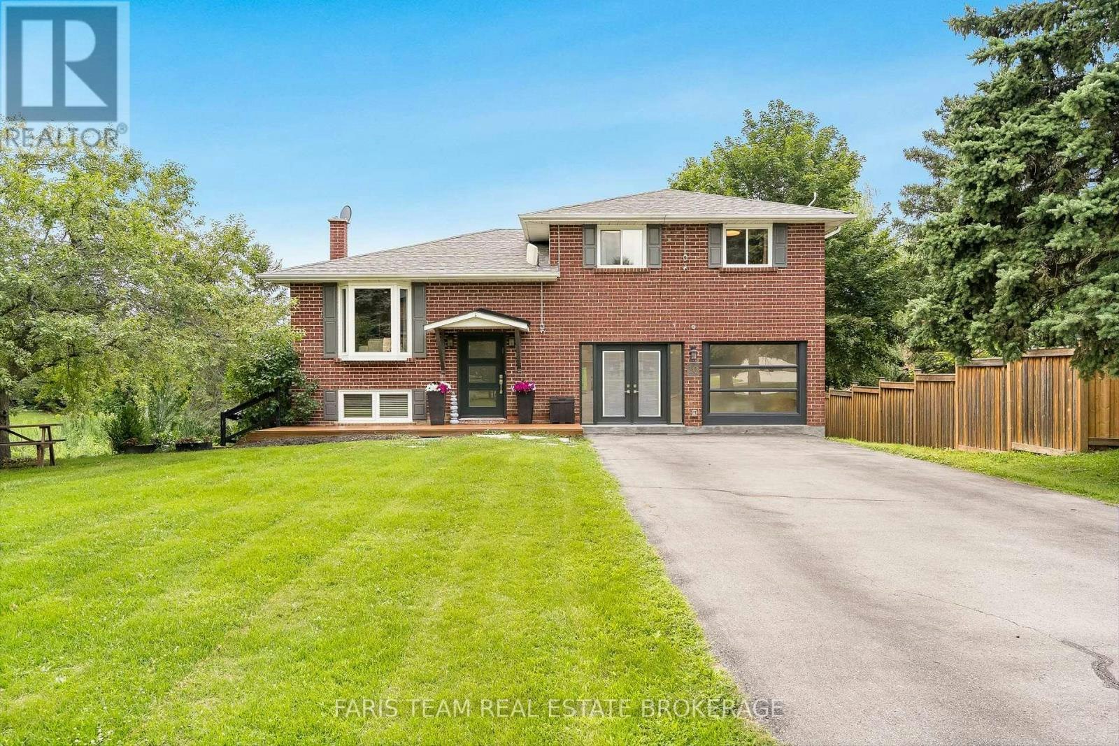 10 Catherine Street, Adjala-Tosorontio, ON, L0G 1L0