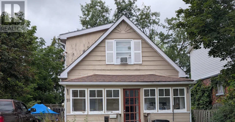 UPPER-10 Dufferin Street, Barrie, ON, L4N 2J7 - 2