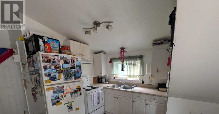 UPPER-10 Dufferin Street, Barrie, ON, L4N 2J7 - 4