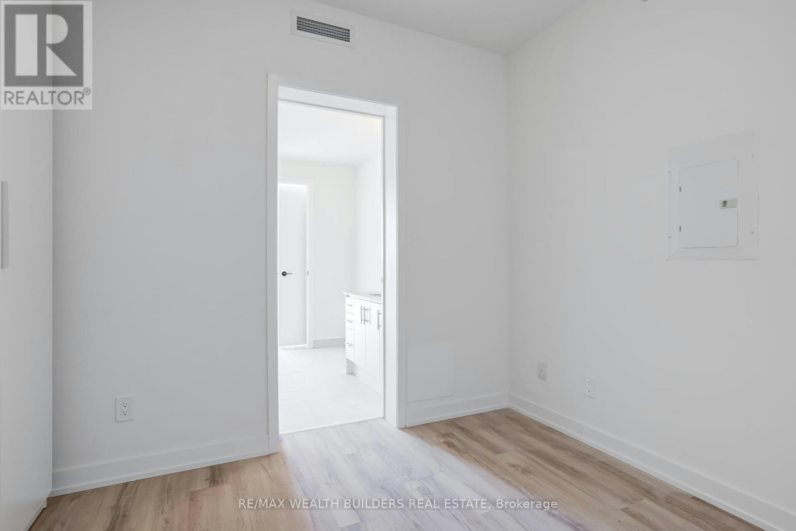 813-335 Wheat Boom Drive, Oakville, ON, L6H 7C2 - 14