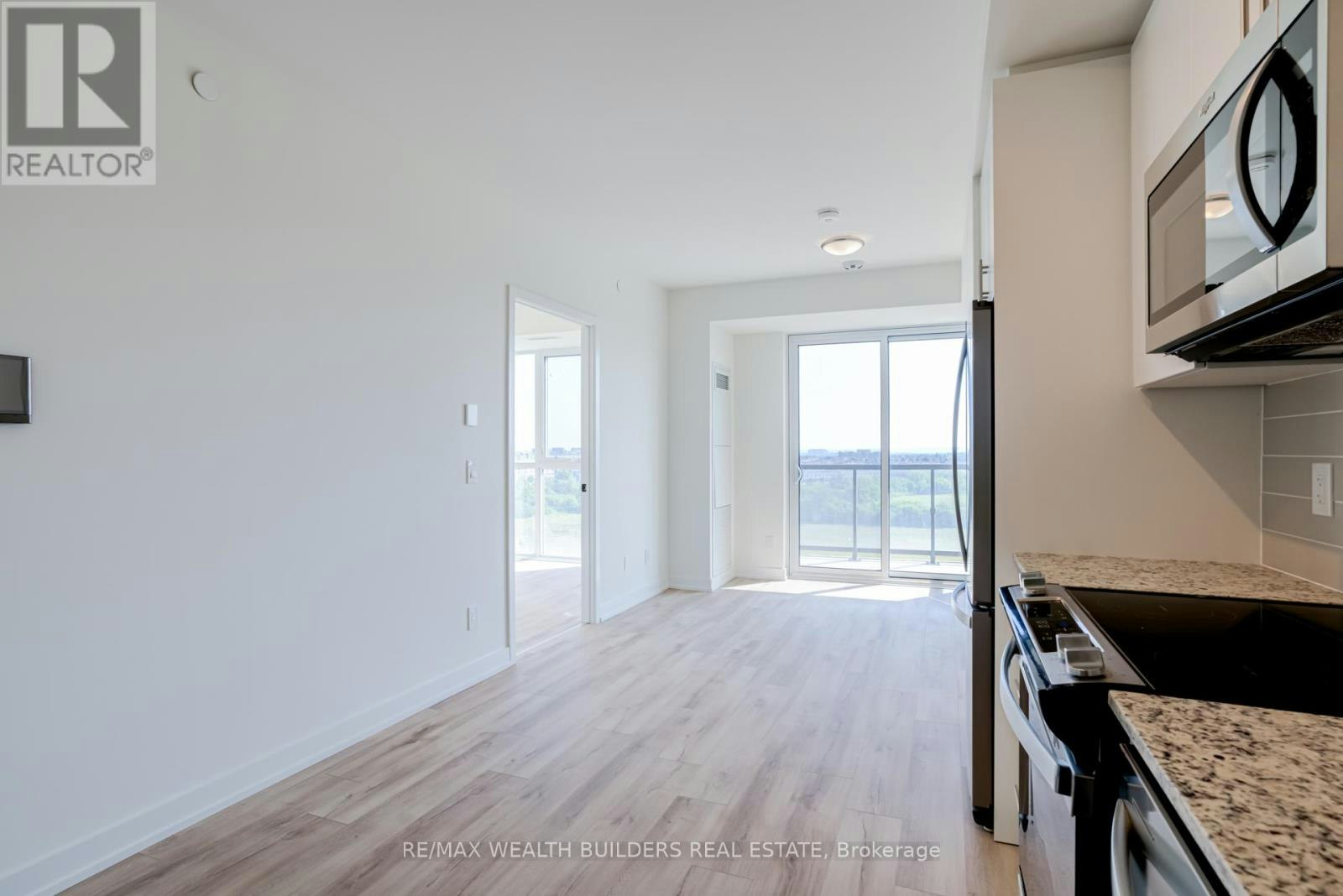 813-335 Wheat Boom Drive, Oakville, ON, L6H 7C2 - 2