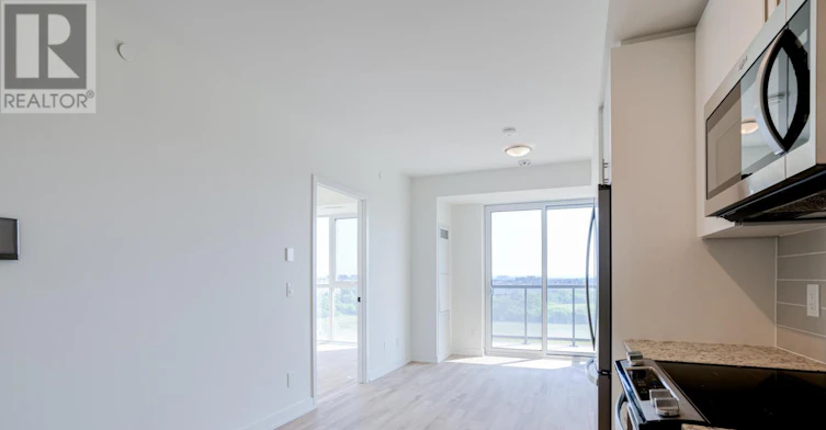 813-335 Wheat Boom Drive, Oakville, ON, L6H 7C2 - 2