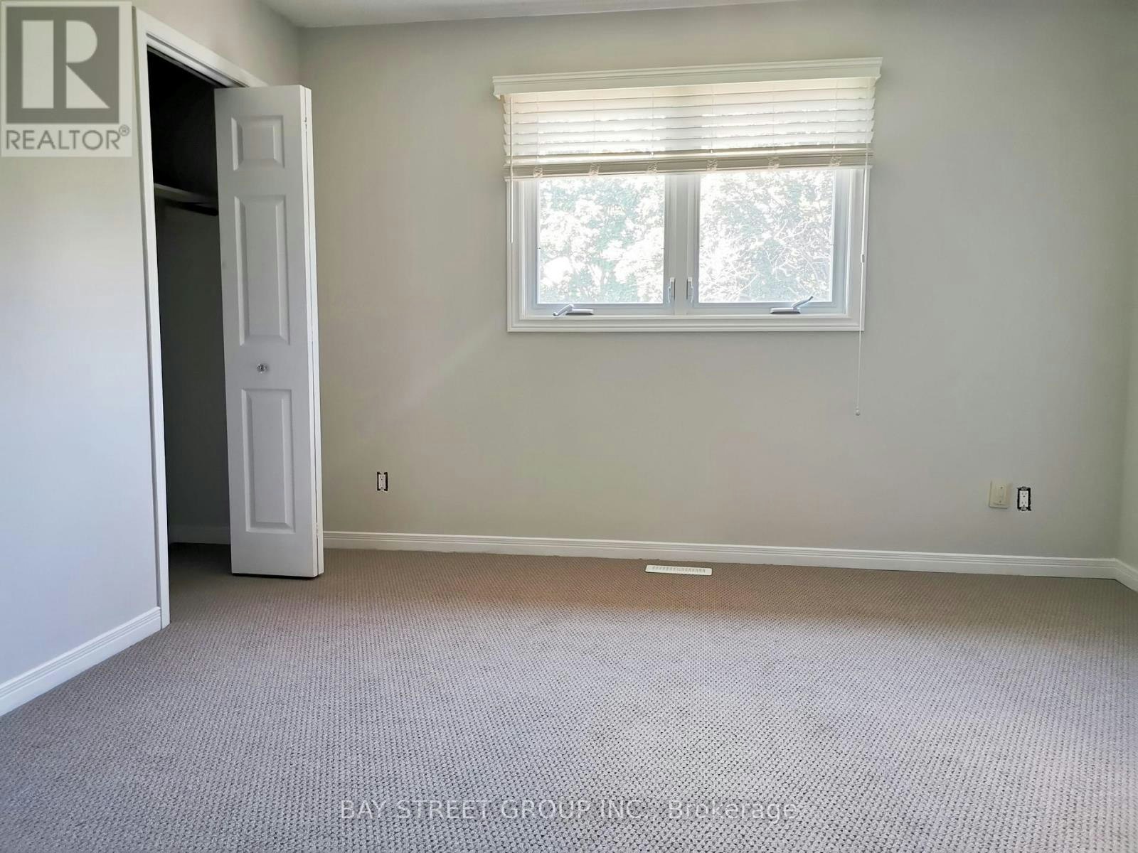 2034 Oxford Avenue, Oakville, ON, L6H 4K7 - 11