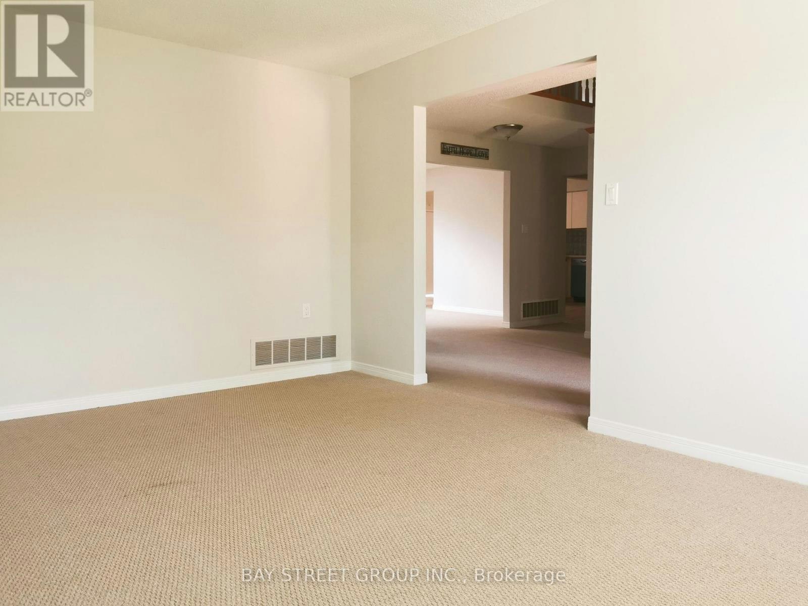 2034 Oxford Avenue, Oakville, ON, L6H 4K7 - 3