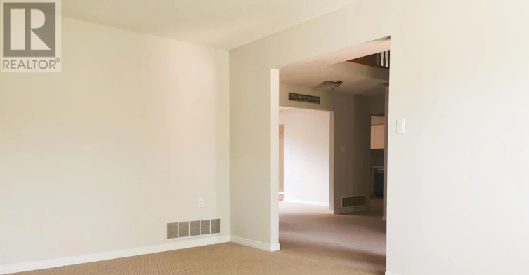 2034 Oxford Avenue, Oakville, ON, L6H 4K7 - 3