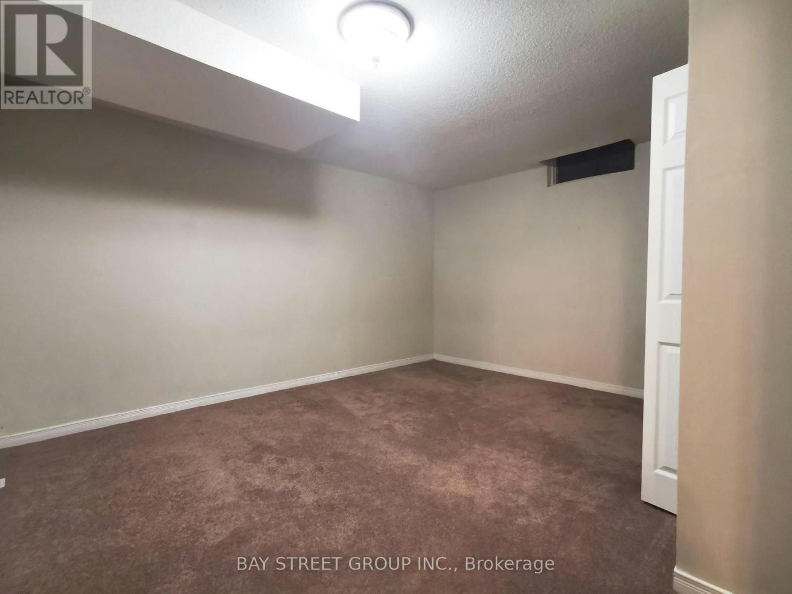 2034 Oxford Avenue, Oakville, ON, L6H 4K7 - 15
