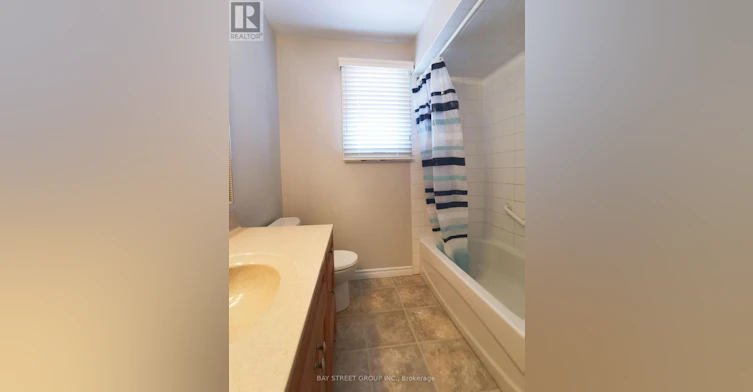 2034 Oxford Avenue, Oakville, ON, L6H 4K7 - 10