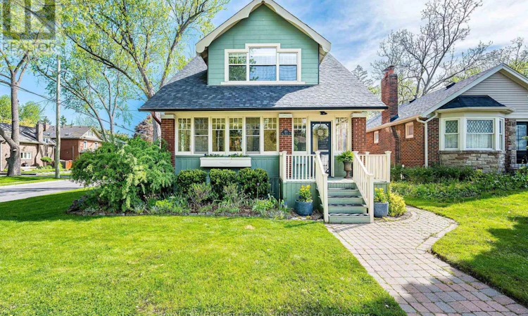 100 Mill Street S