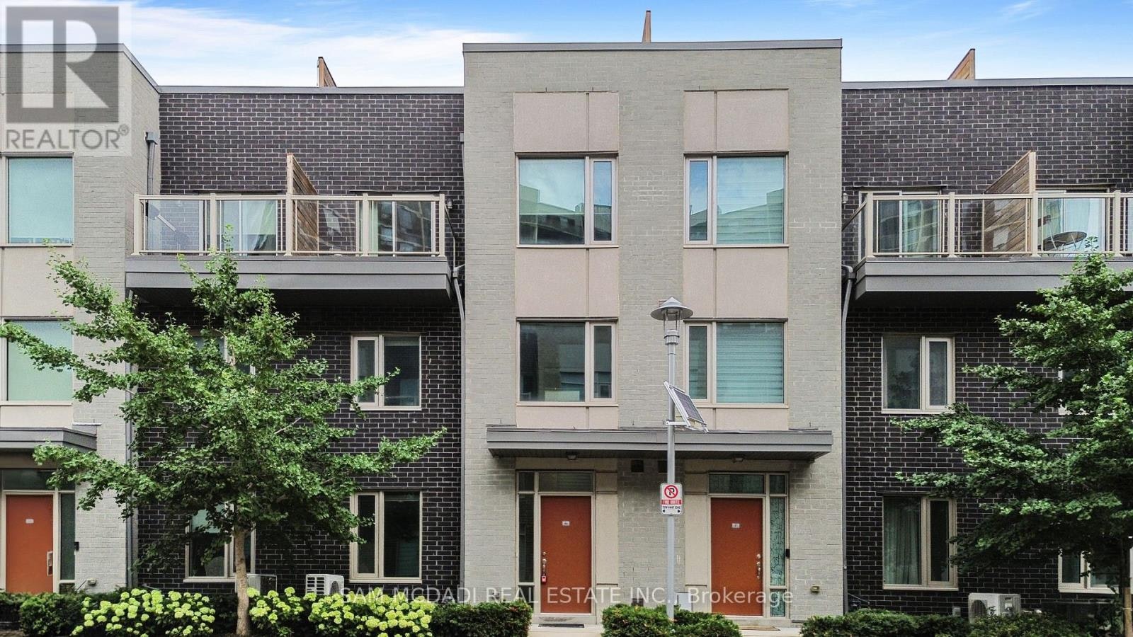 46-26 Applewood Lane, Toronto, ON, M9C 0C1