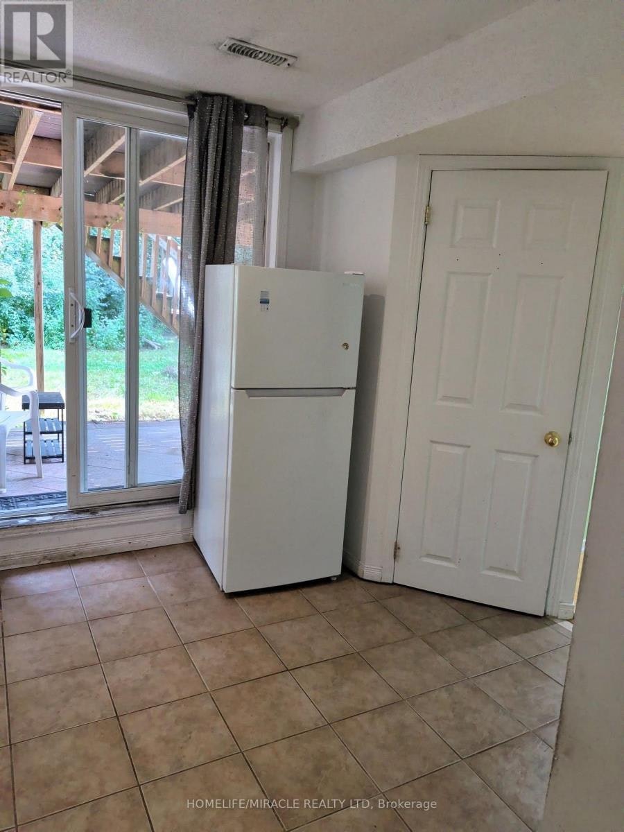 BASEMENT-1206 Prestonwood Crescent, Mississauga, ON, L5V 2V3 - 9