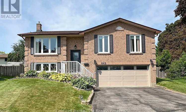 842 Saint Anne Court