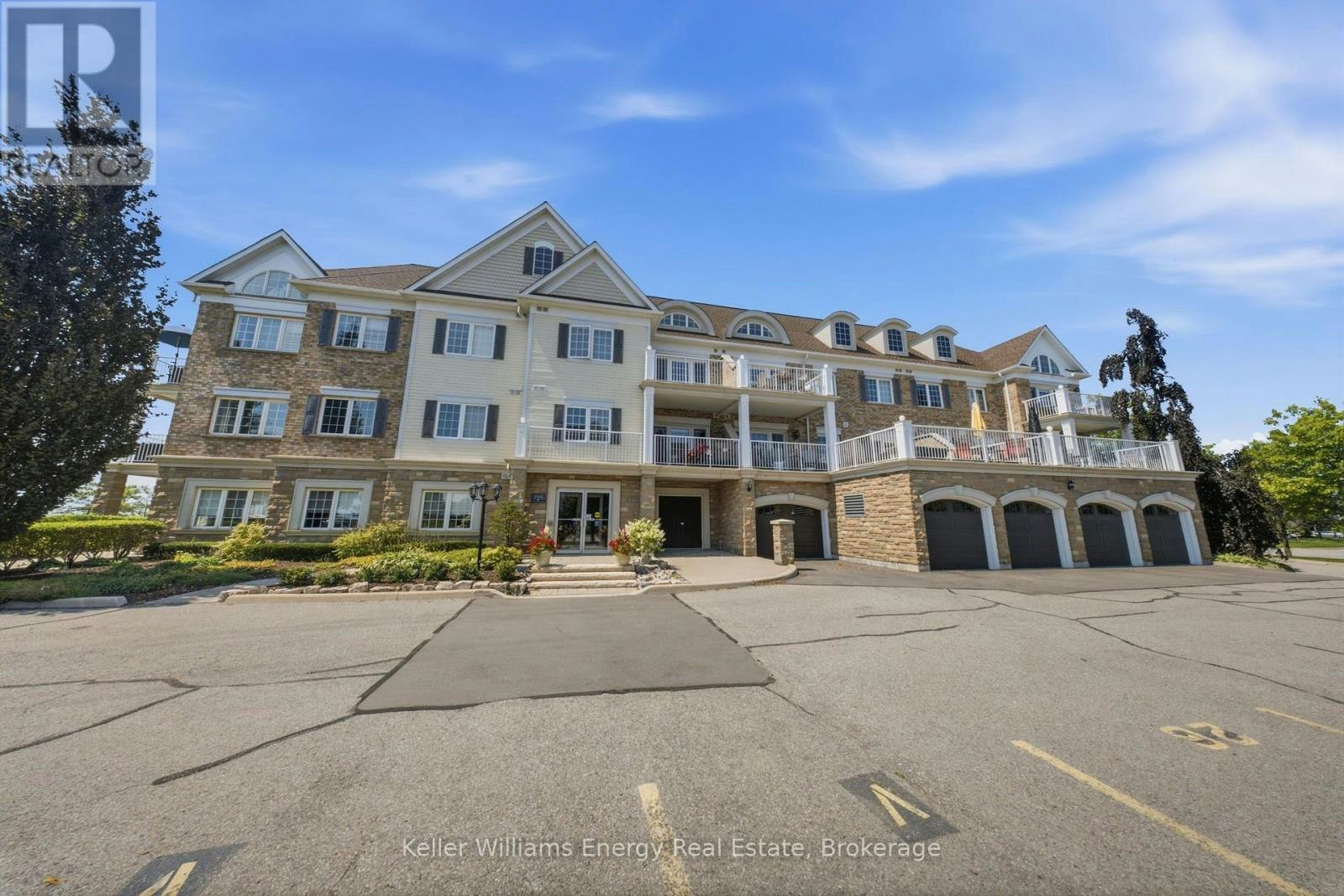 308-395 Lakebreeze Drive, Clarington, ON, L1B 0A5