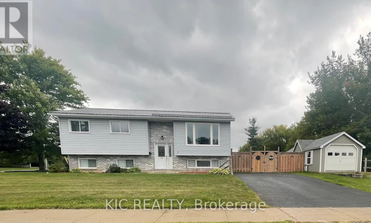 3 Creekside Drive