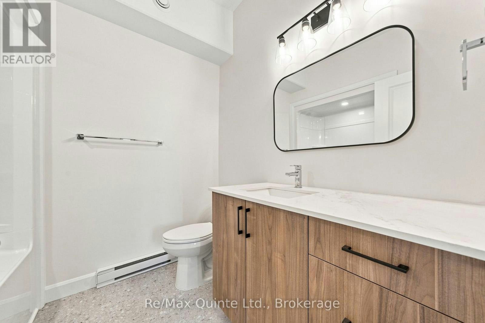B-5 Sienna Avenue, Belleville, ON, K8P 4G5 - 19