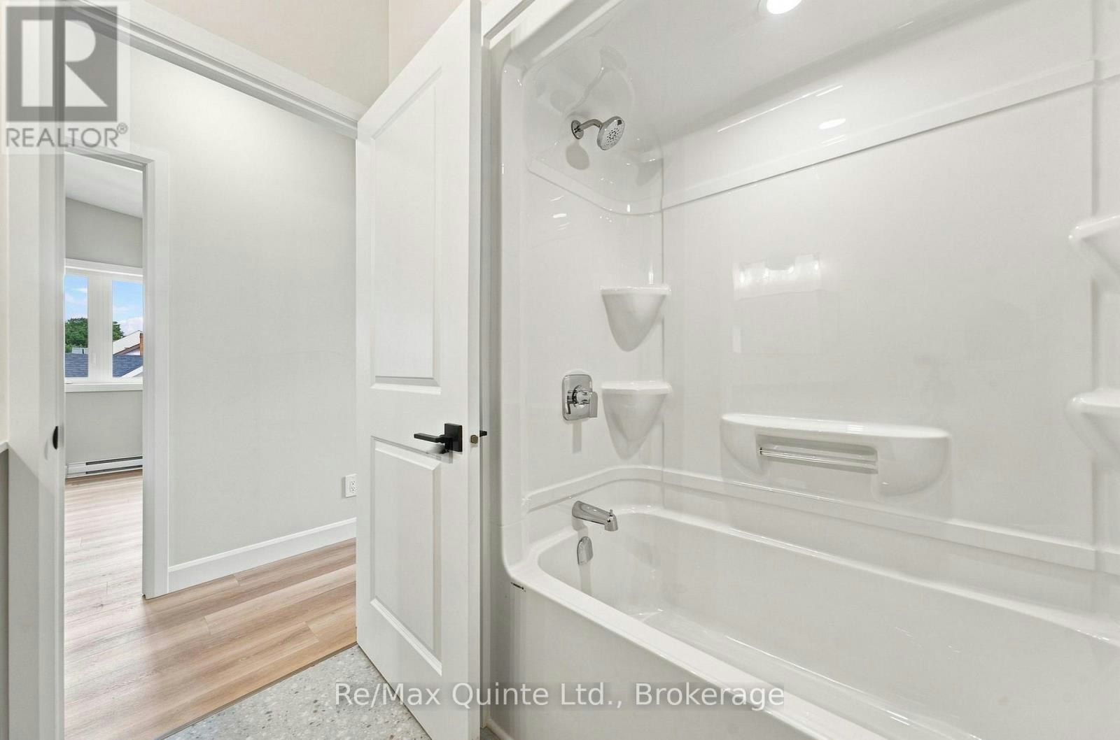 B-5 Sienna Avenue, Belleville, ON, K8P 4G5 - 20
