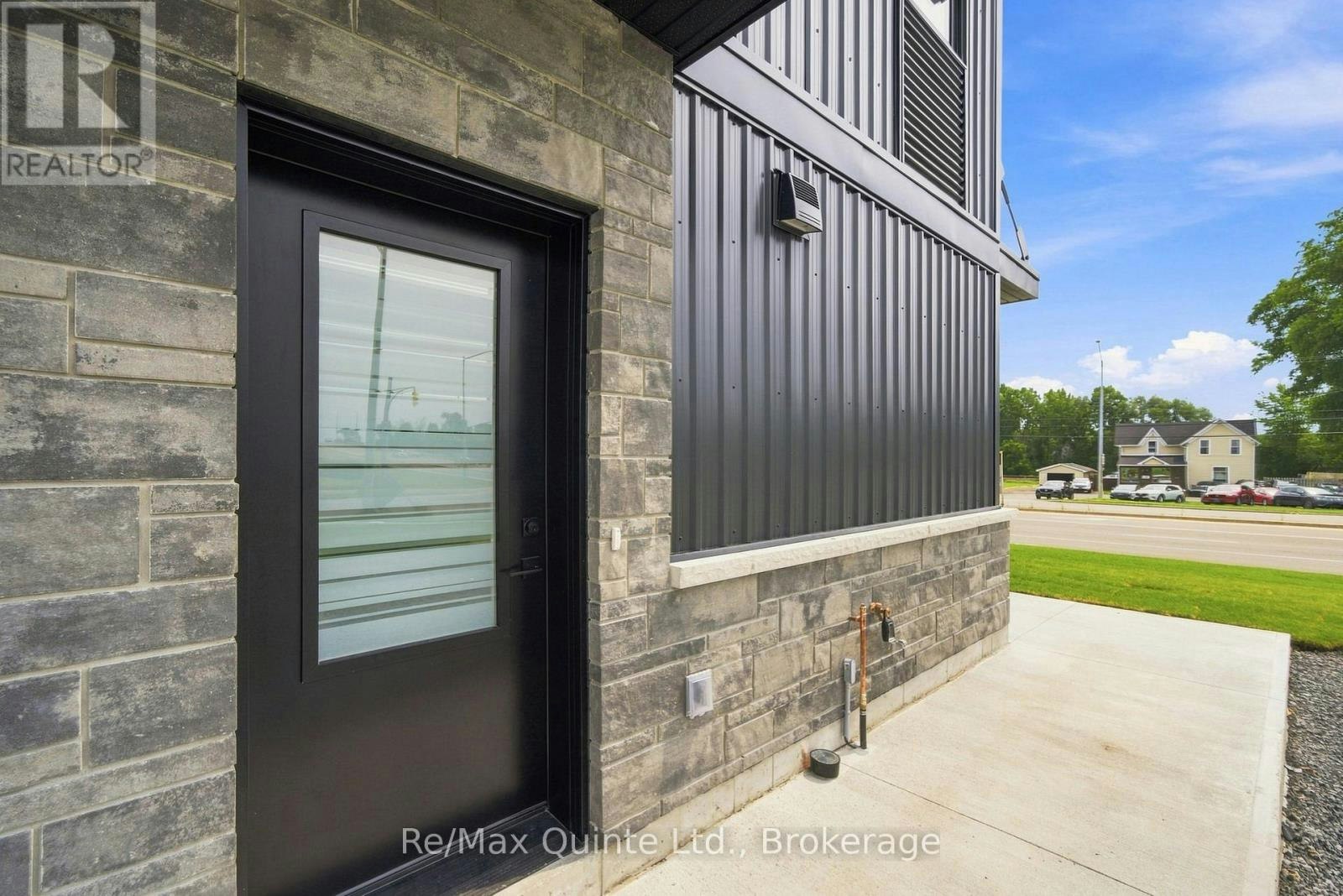 C-5 Sienna Avenue, Belleville, ON, K8P 4G5 - 5