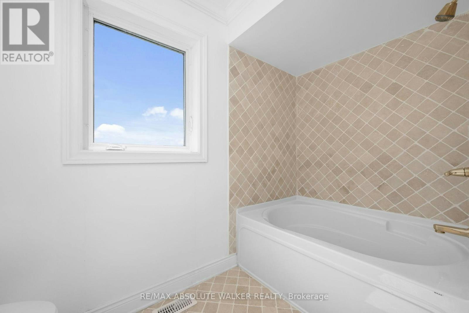 2269 Sandman Crescent, Ottawa, ON, K4A 4V7 - 27