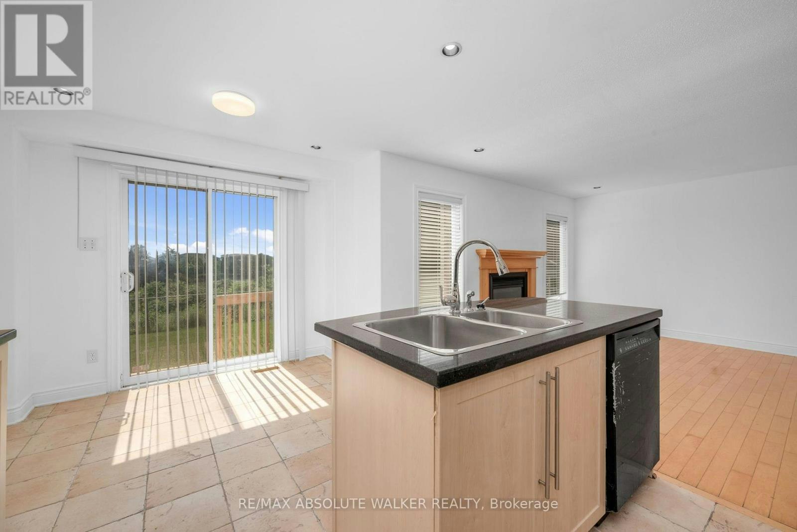 2269 Sandman Crescent, Ottawa, ON, K4A 4V7 - 11