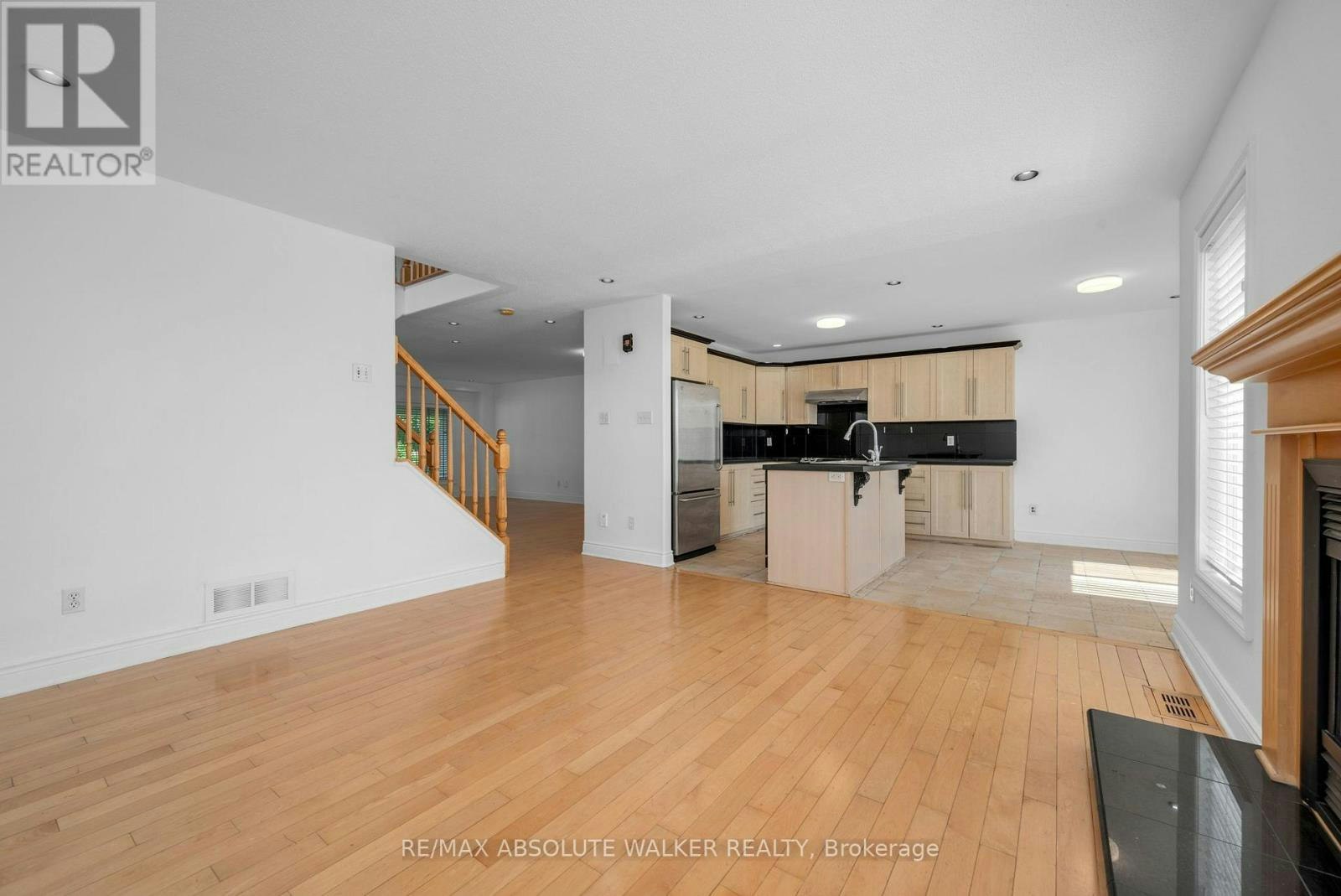 2269 Sandman Crescent, Ottawa, ON, K4A 4V7 - 9