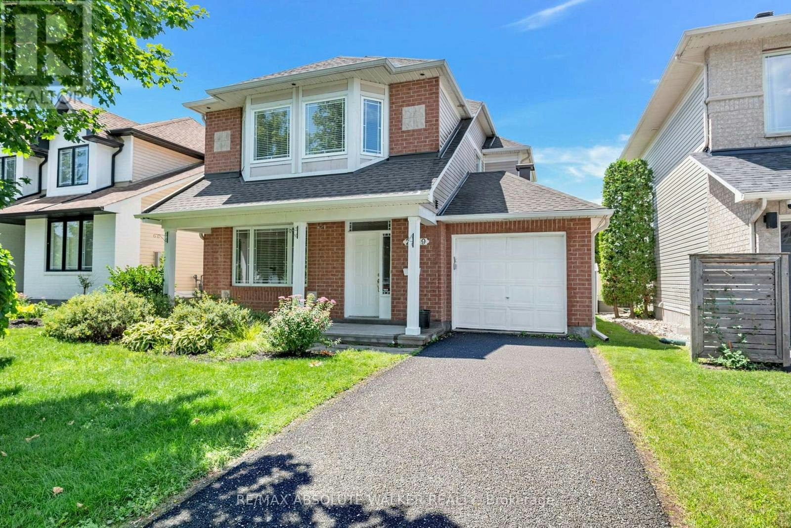 2269 Sandman Crescent, Ottawa, ON, K4A 4V7