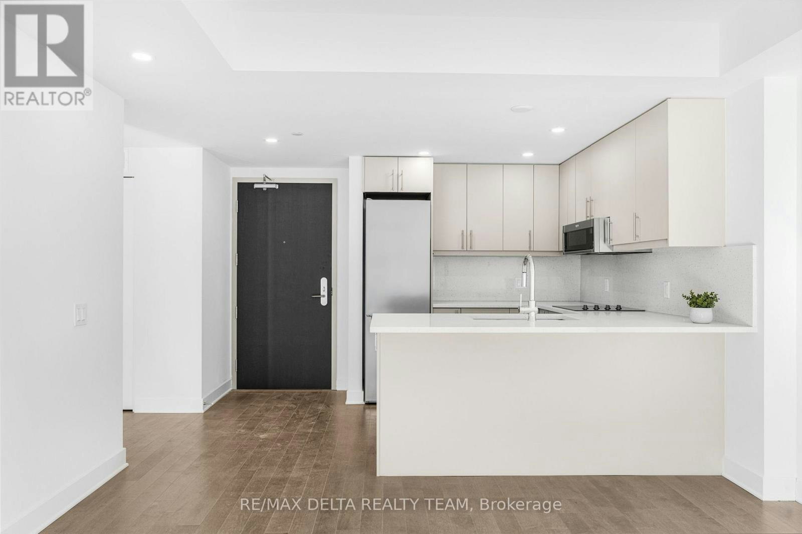 2208-180 George Street, Ottawa, ON, K1N 9M2 - 8