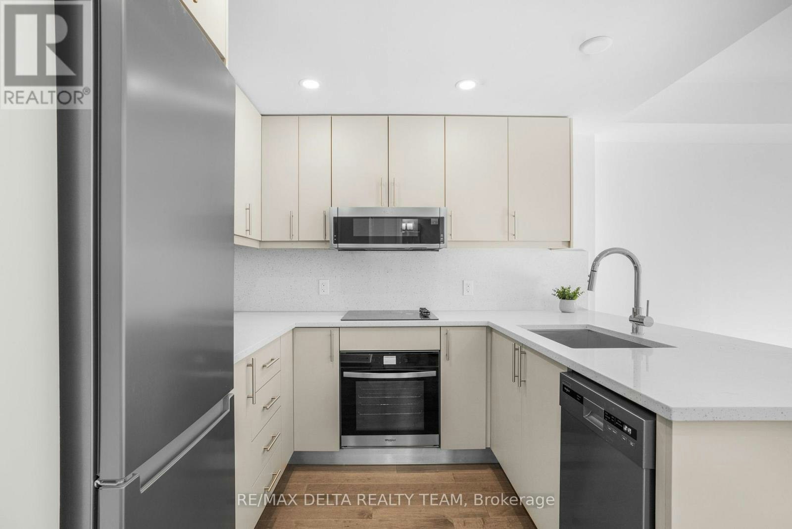 2208-180 George Street, Ottawa, ON, K1N 9M2 - 10