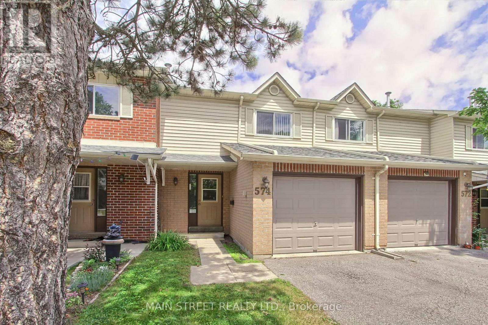 574 Jack Giles Circle, Newmarket, ON, L3X 1X9
