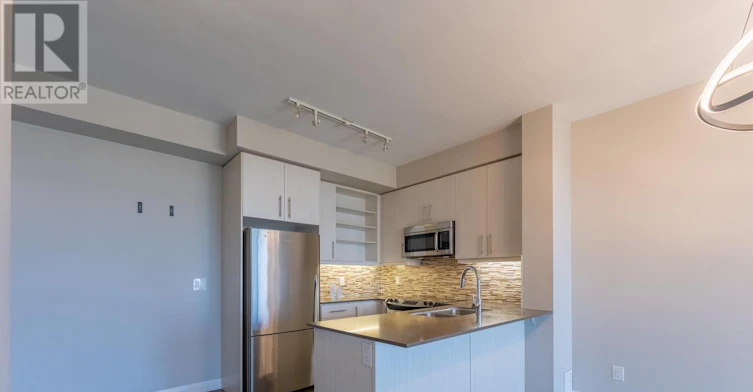 1401-55 Oneida Crescent, Richmond Hill, ON, L4B 4T9 - 3