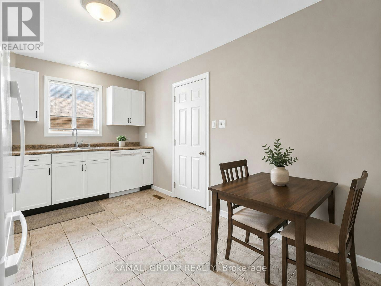 MAIN-50 Mcconkey Place, Barrie, ON, L4N 6H3 - 4
