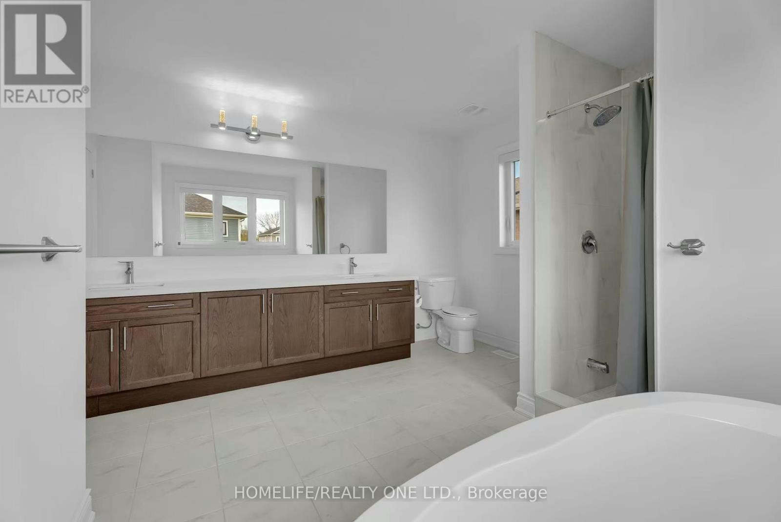 47 Autumn Drive, Wasaga Beach, ON, L9Z 0K7 - 19