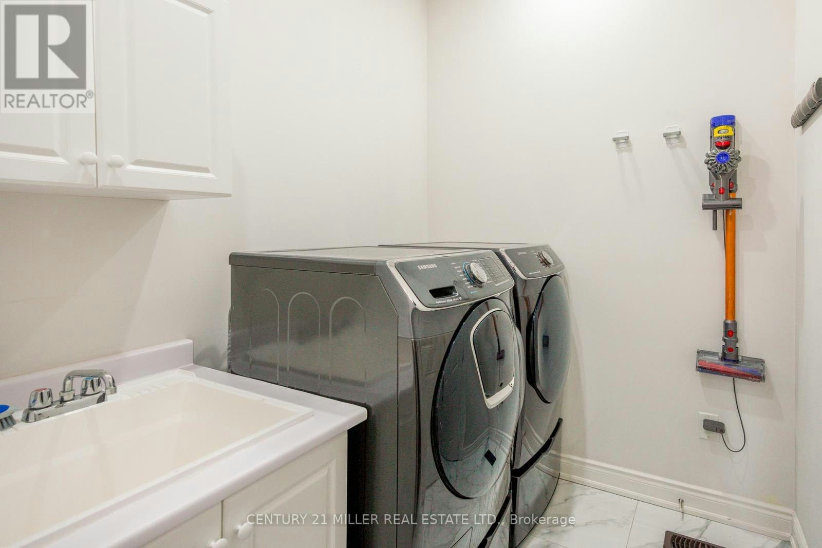 UPPER-95 Goodwin Crescent, Milton, ON, L9E 1H9 - 10