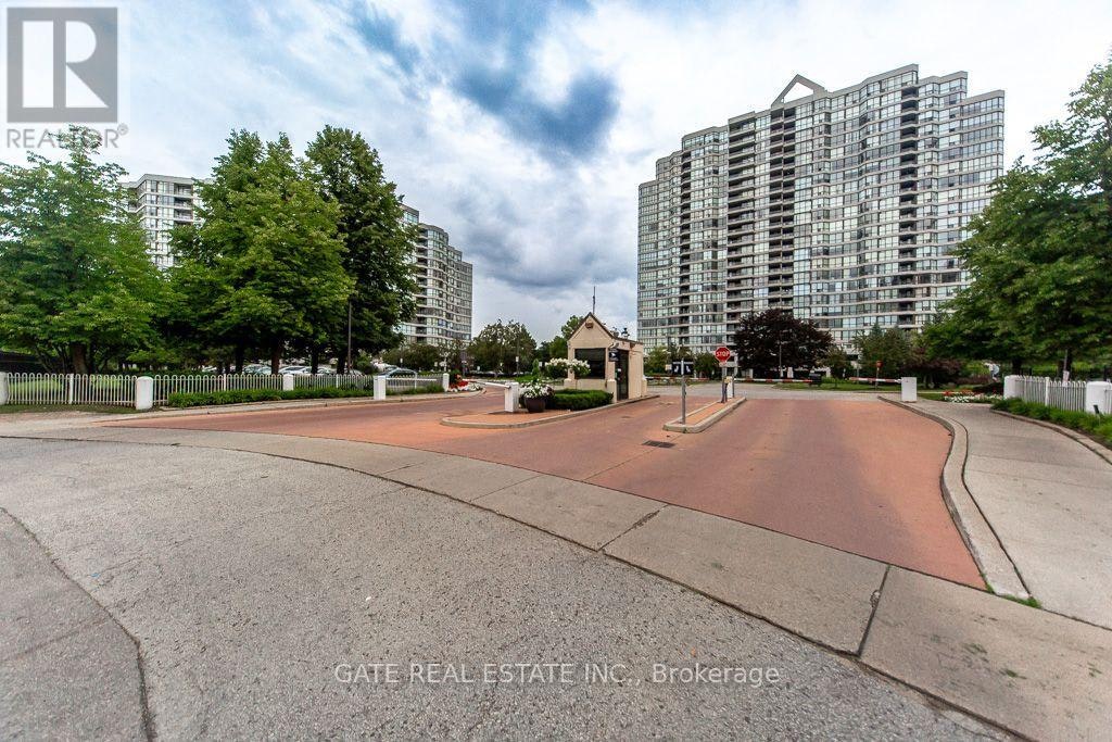 1111-1 Rowntree Road, Toronto, ON, M9V 5G7