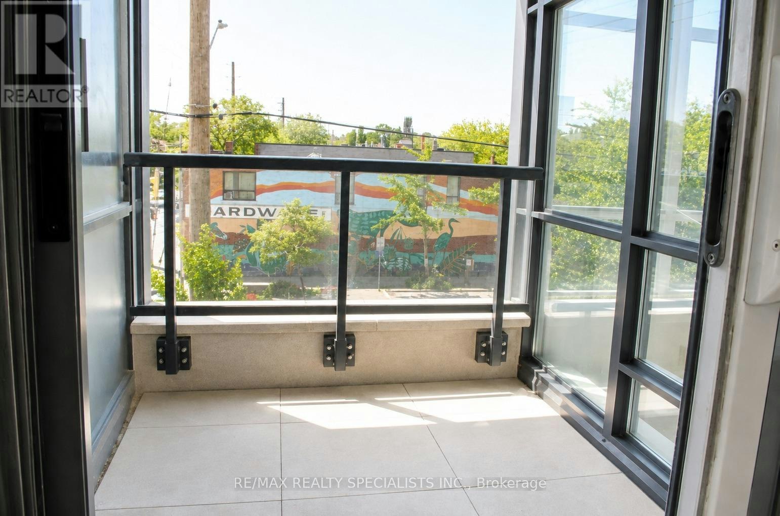 207-11 Superior Avenue, Toronto, ON, M8V 0A7 - 5