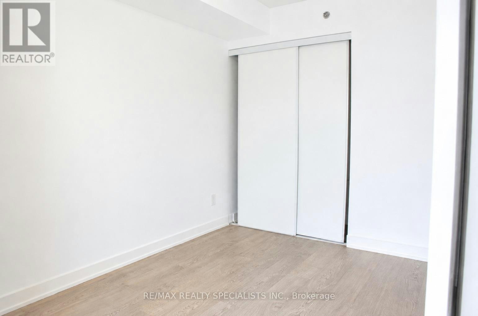 207-11 Superior Avenue, Toronto, ON, M8V 0A7 - 6