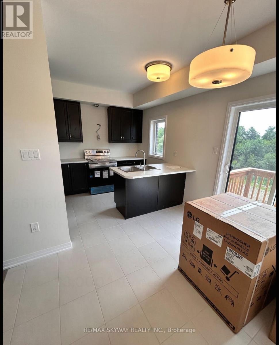 66 Fieldridge Crescent, Brampton, ON, L6R 4G6 - 5