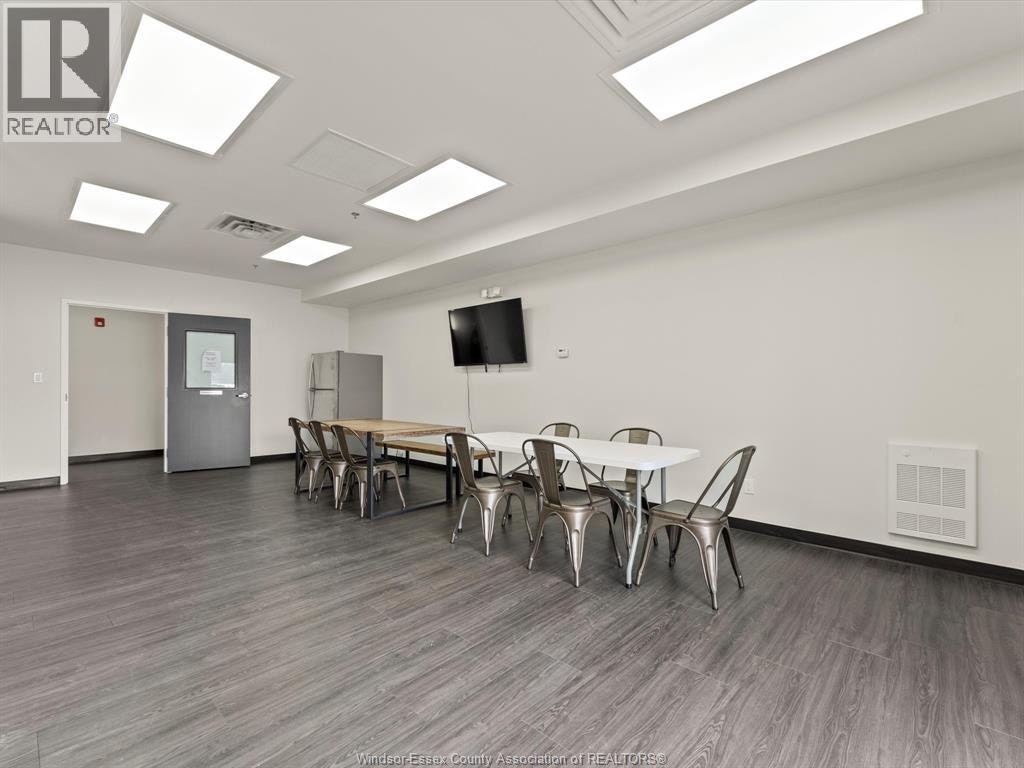 403-22 Victor, Essex, ON, N8W 1J7 - 23