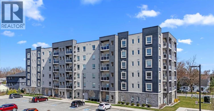403-22 Victor, Essex, ON, N8W 1J7