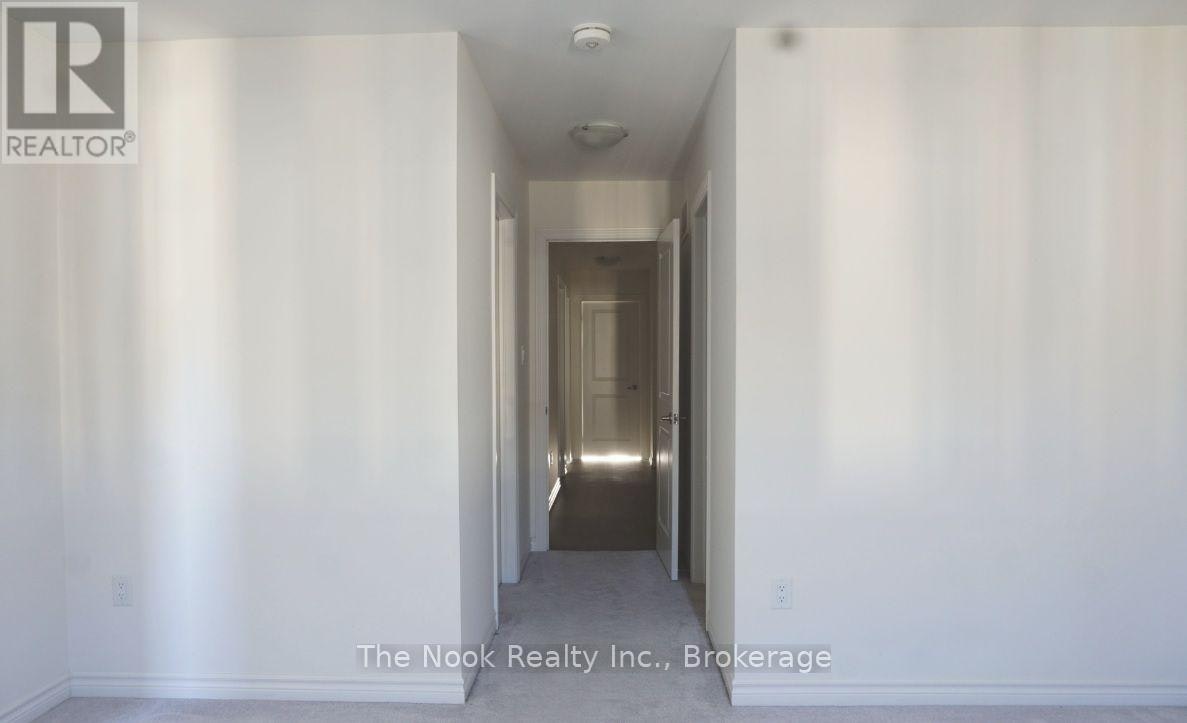 26 Louise Crescent, Whitby, ON, L1P 0J9 - 15