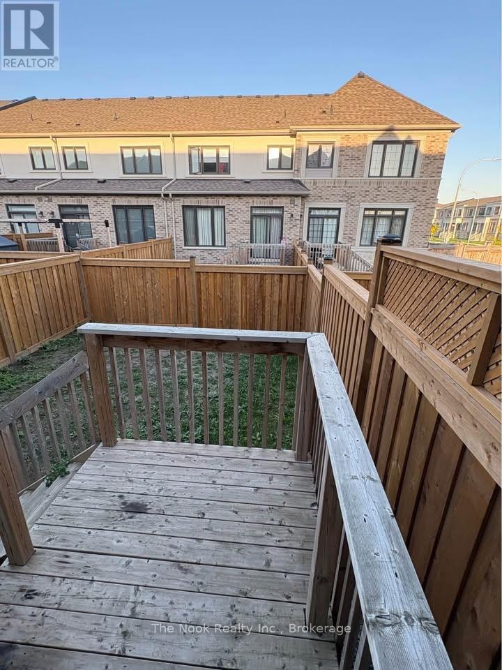 26 Louise Crescent, Whitby, ON, L1P 0J9 - 20
