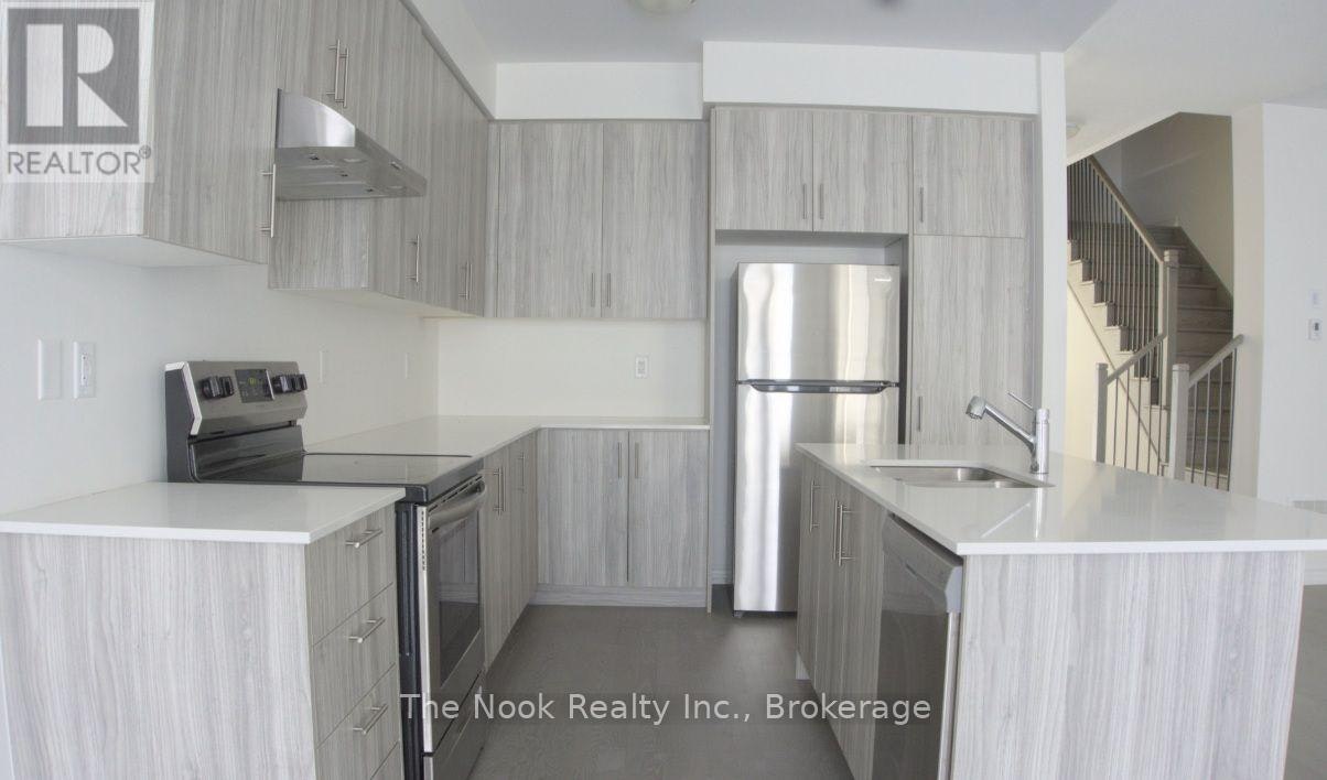 26 Louise Crescent, Whitby, ON, L1P 0J9 - 5