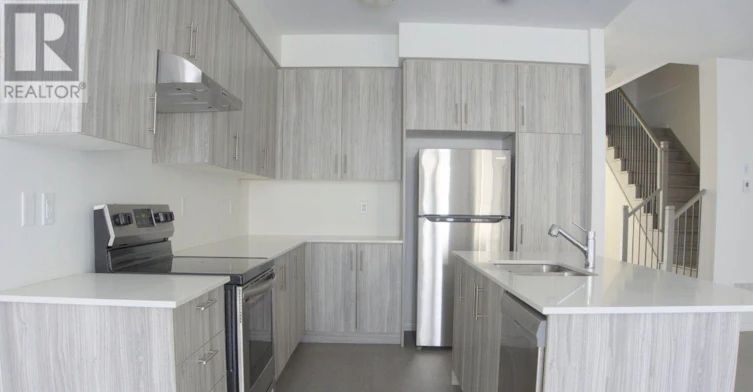 26 Louise Crescent, Whitby, ON, L1P 0J9 - 5