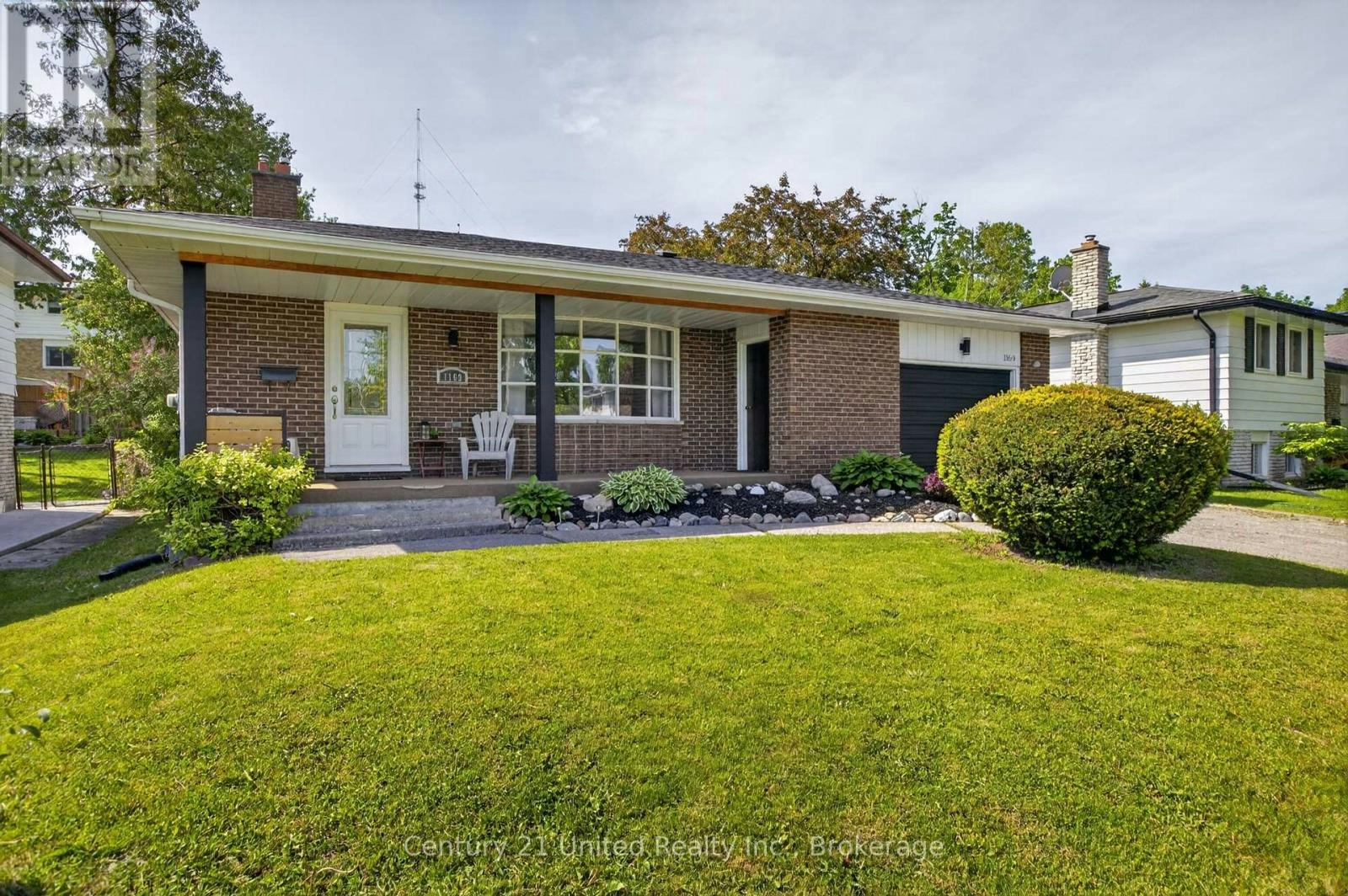 1169 Danita Boulevard, Peterborough, ON, K9J 7J9