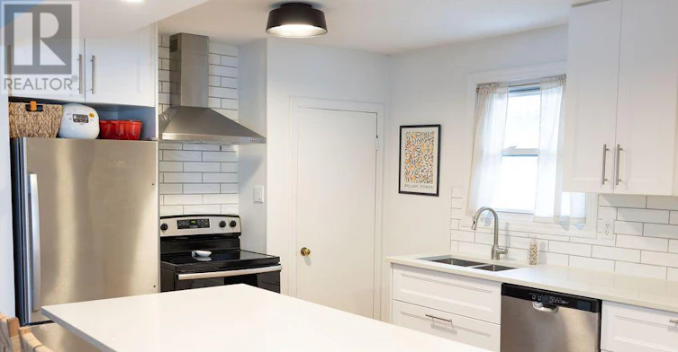 83 Emery Street W, London, ON, N6J 1R9 - 2